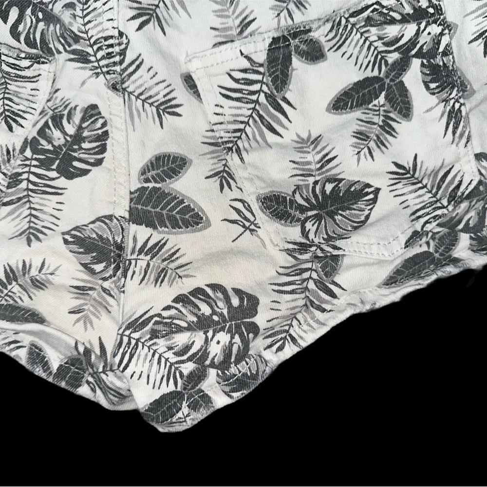 Zara Kid’s Jean Shorts - Picture 6 of 10